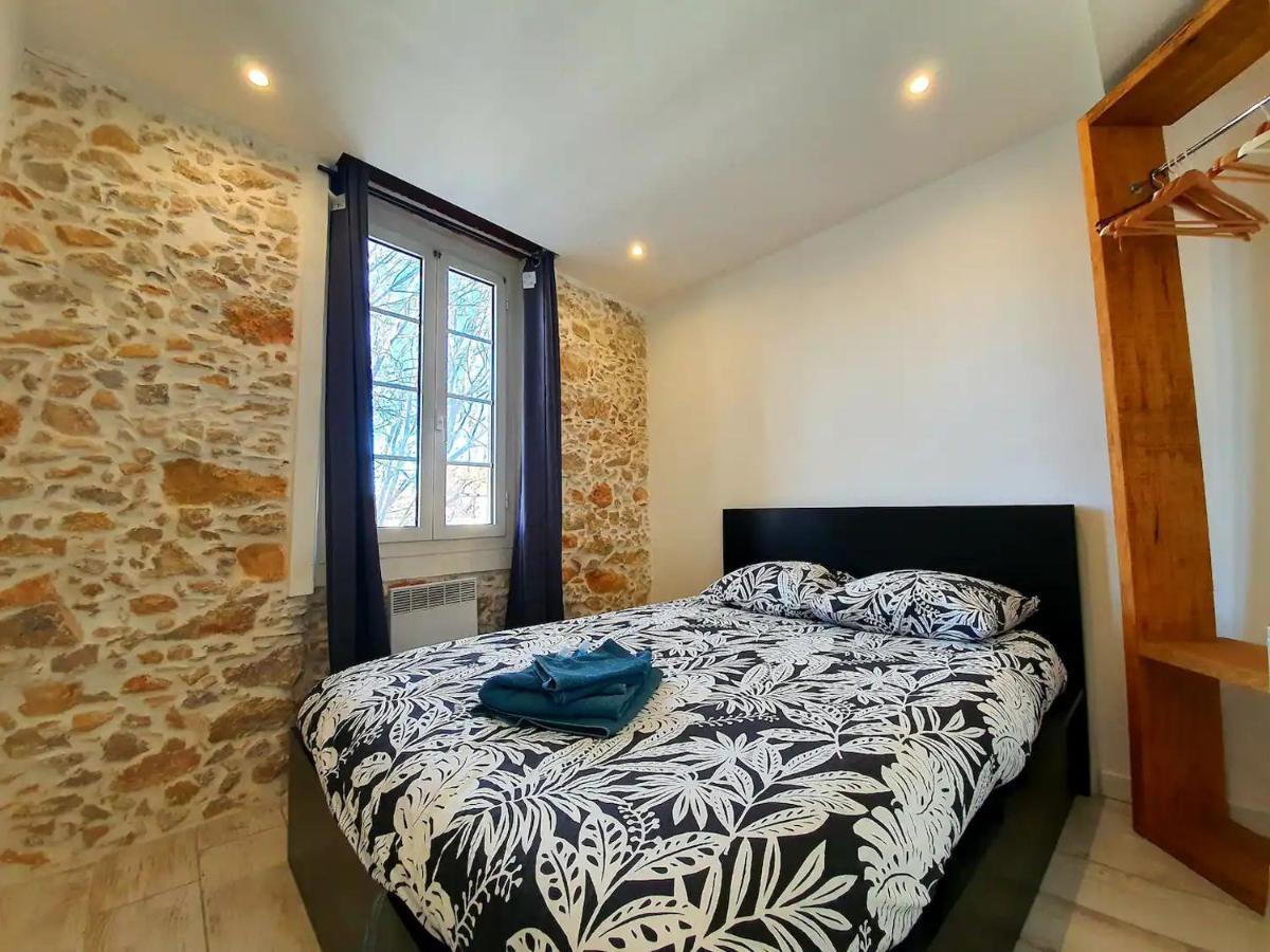 Freshly Tastefully Renovated Apartments In Heart Of Old Antibes Kültér fotó