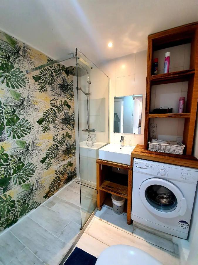 Freshly Tastefully Renovated Apartments In Heart Of Old Antibes Kültér fotó