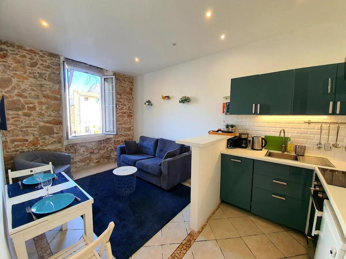 Freshly Tastefully Renovated Apartments In Heart Of Old Antibes Kültér fotó