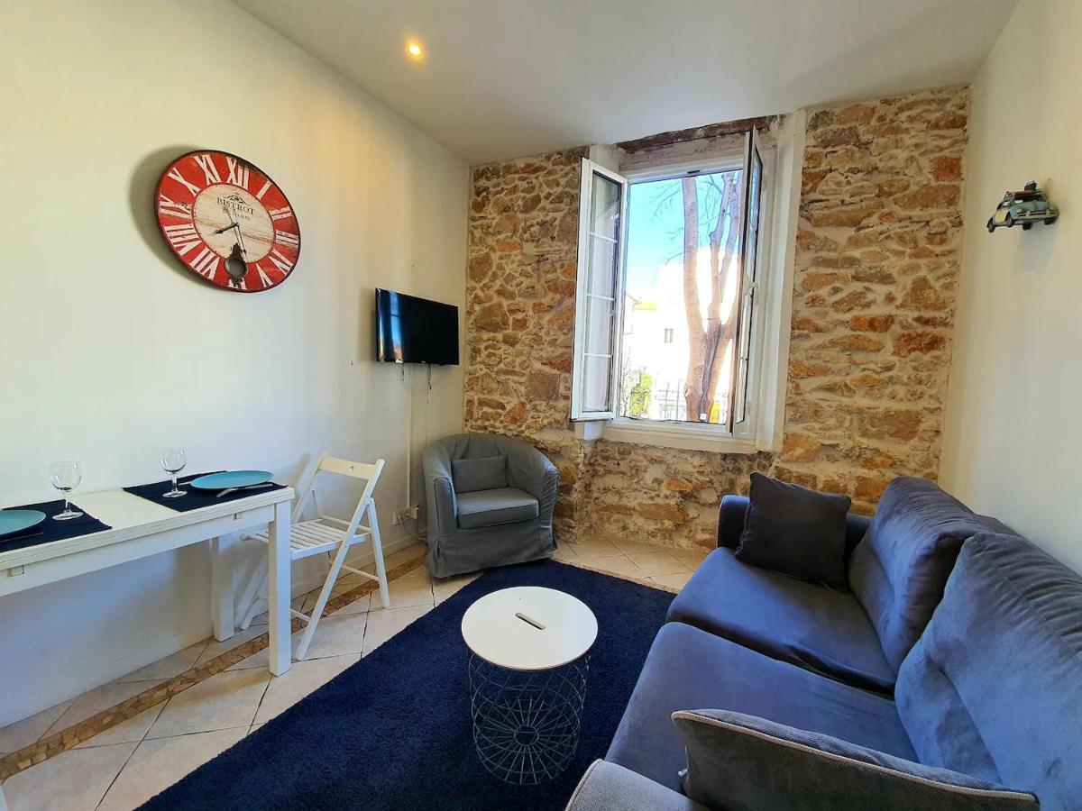 Freshly Tastefully Renovated Apartments In Heart Of Old Antibes Kültér fotó