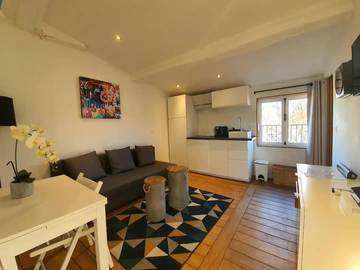 Freshly Tastefully Renovated Apartments In Heart Of Old Antibes Kültér fotó