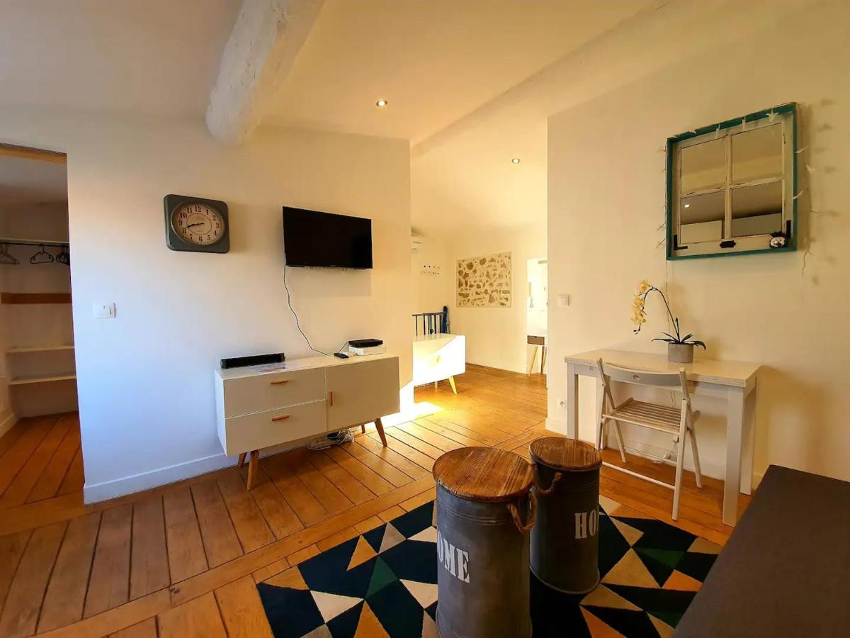 Freshly Tastefully Renovated Apartments In Heart Of Old Antibes Kültér fotó